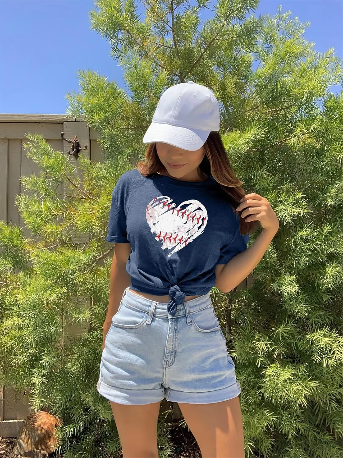 Baseball Shirts Women Baseball Mom Tshirt Baseball Heart Graphic Tee Game Day Gifts Funny Short Sleeve Tops