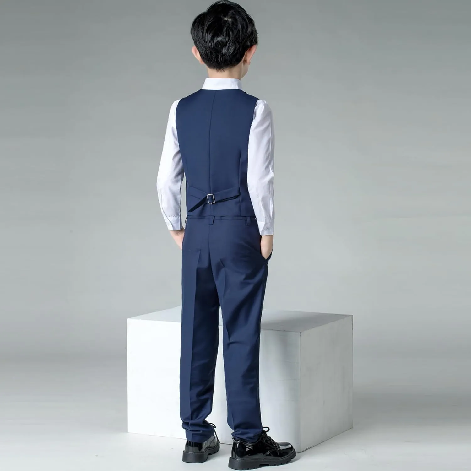 Boys Suit Vest Kids Formal Waistcoat Vest with Pockets Adjustable Back Strap Vest for Wedding Piano Performance