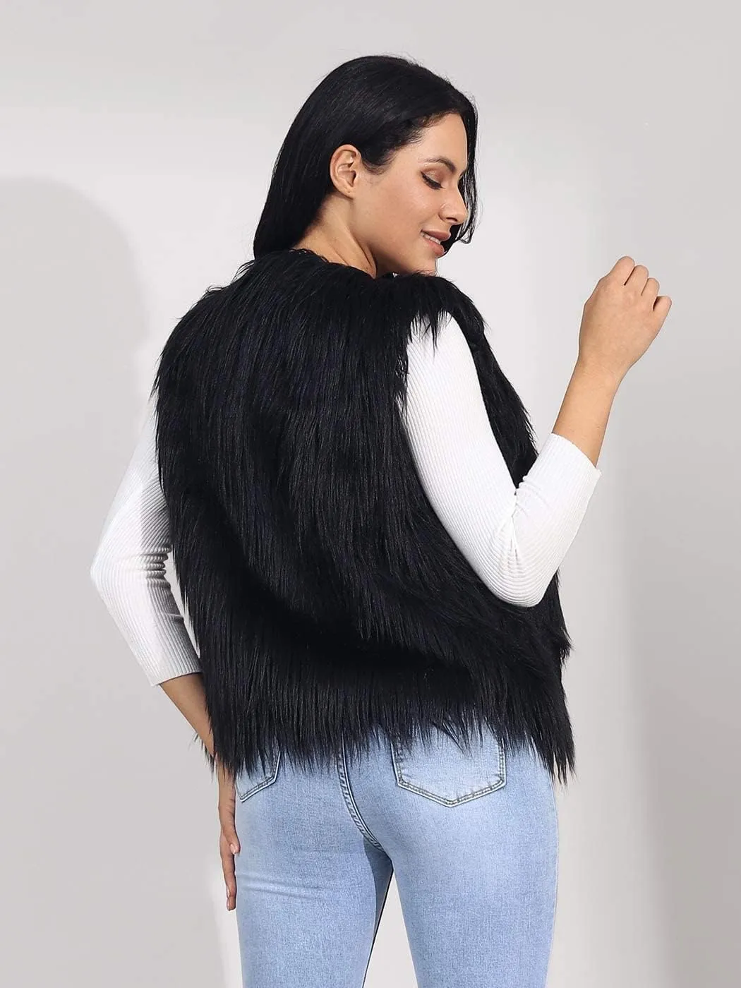 Edary Women's Faux Fur Vest Coat Black Sleeveless Fur Vests Winter Warm Fur Coat Shaggy Open Front Fur Waistcoat