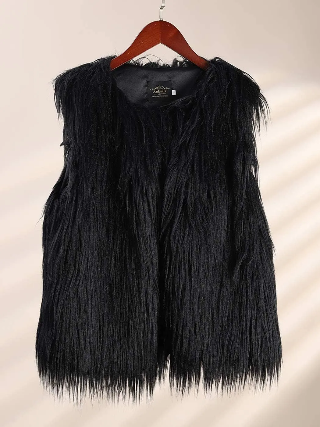 Edary Women's Faux Fur Vest Coat Black Sleeveless Fur Vests Winter Warm Fur Coat Shaggy Open Front Fur Waistcoat