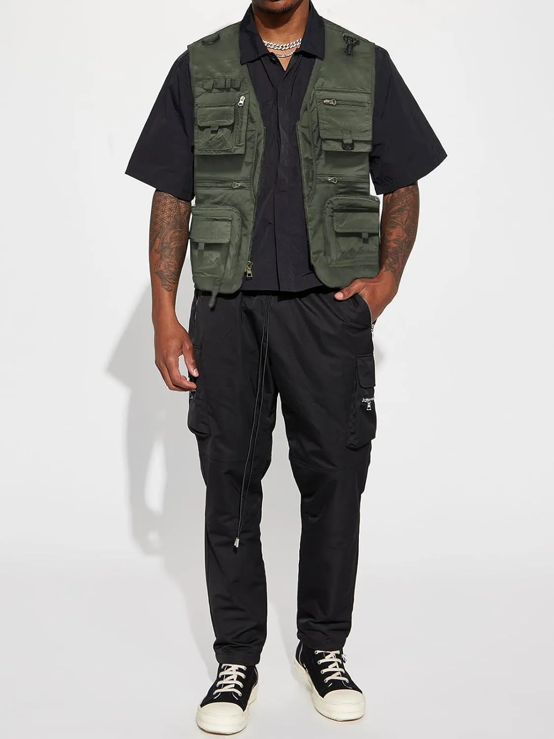 Fishing Vest for Men Casual Cargo Outerwear Work Outdoor Travel Lightweight Jacket with Pockets
