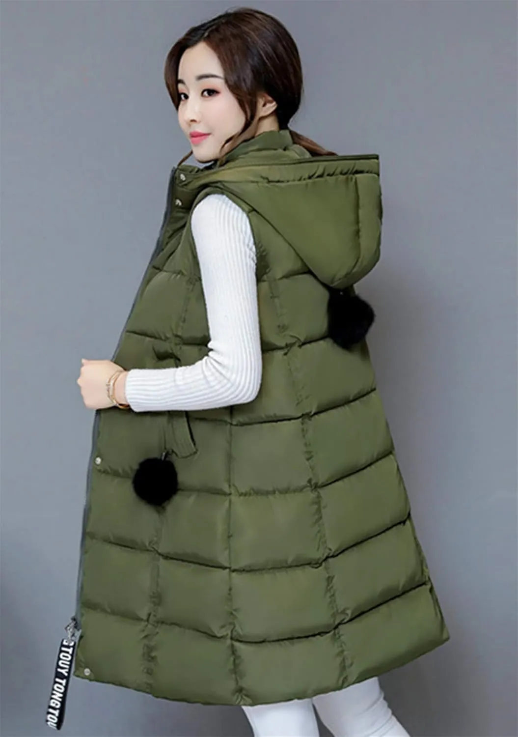 FLITAY Women Fall Winter Sleeveless Vest Coat Hooded Pocket Plus Size Vest Soft Lightweight Zipper Coat Vest