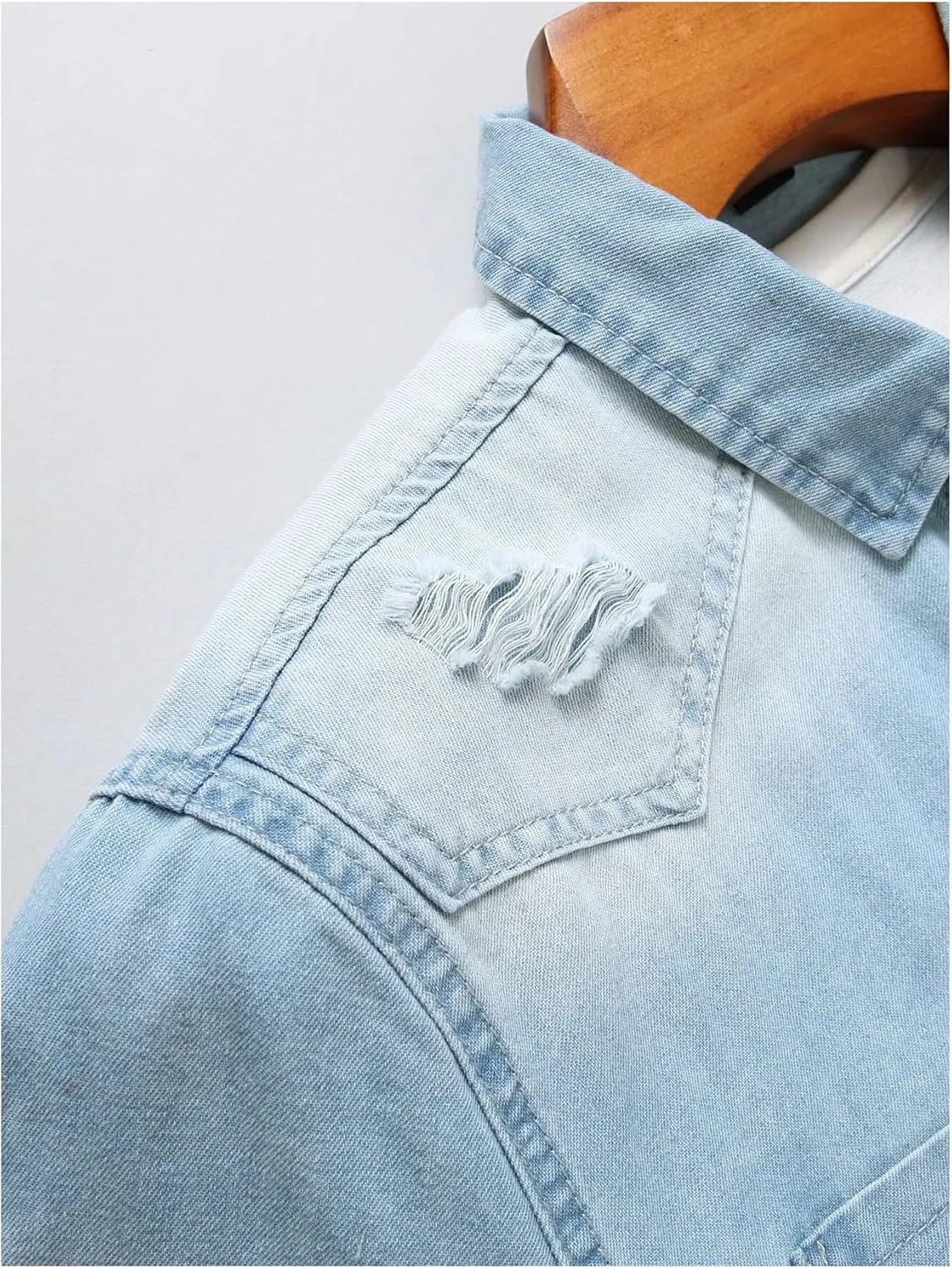 Floerns Men's Causal Ripped Button Front Dual Pocket Short Sleeve Denim Shirt Without Tee