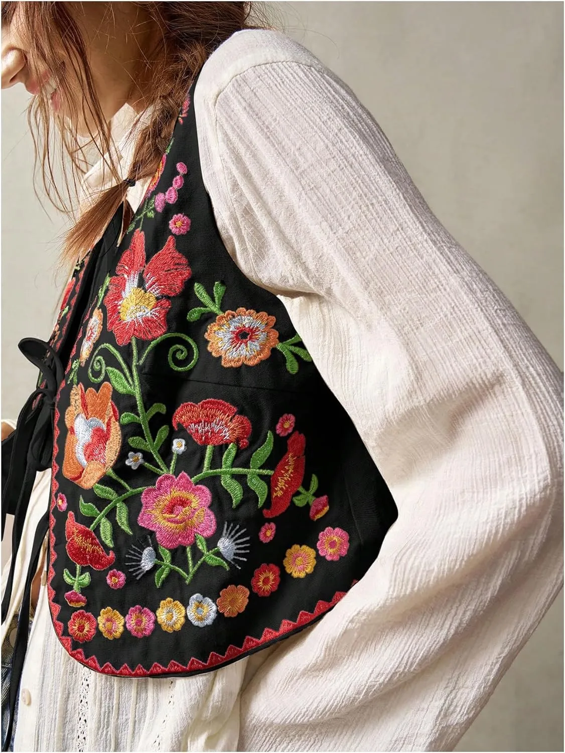GORGLITTER Women's Tie Front Embroidered Floral Vest Tops Sleeveless Cardigan Boho Western Outfits