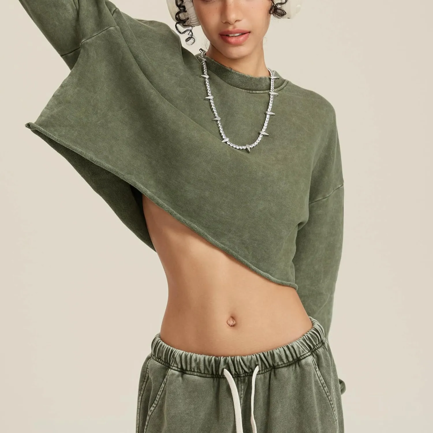 Hixiaohe Womens Cropped Sweatshirts Vintage Long Sleeve Pullover Tops Acid Wash Sweatshirt Hoodies for Women Workout Crop Top