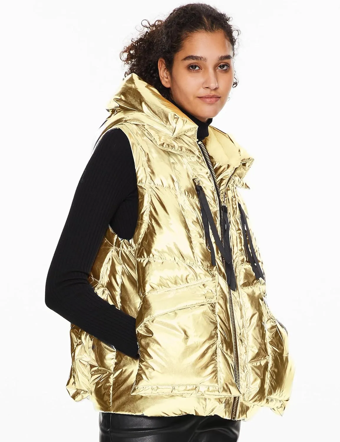 Orolay Women's Metallic Down Vest - Fashion Cropped Sleeveless Puffer Jacket Lightweight Shiny Hooded Gilet with Pockets