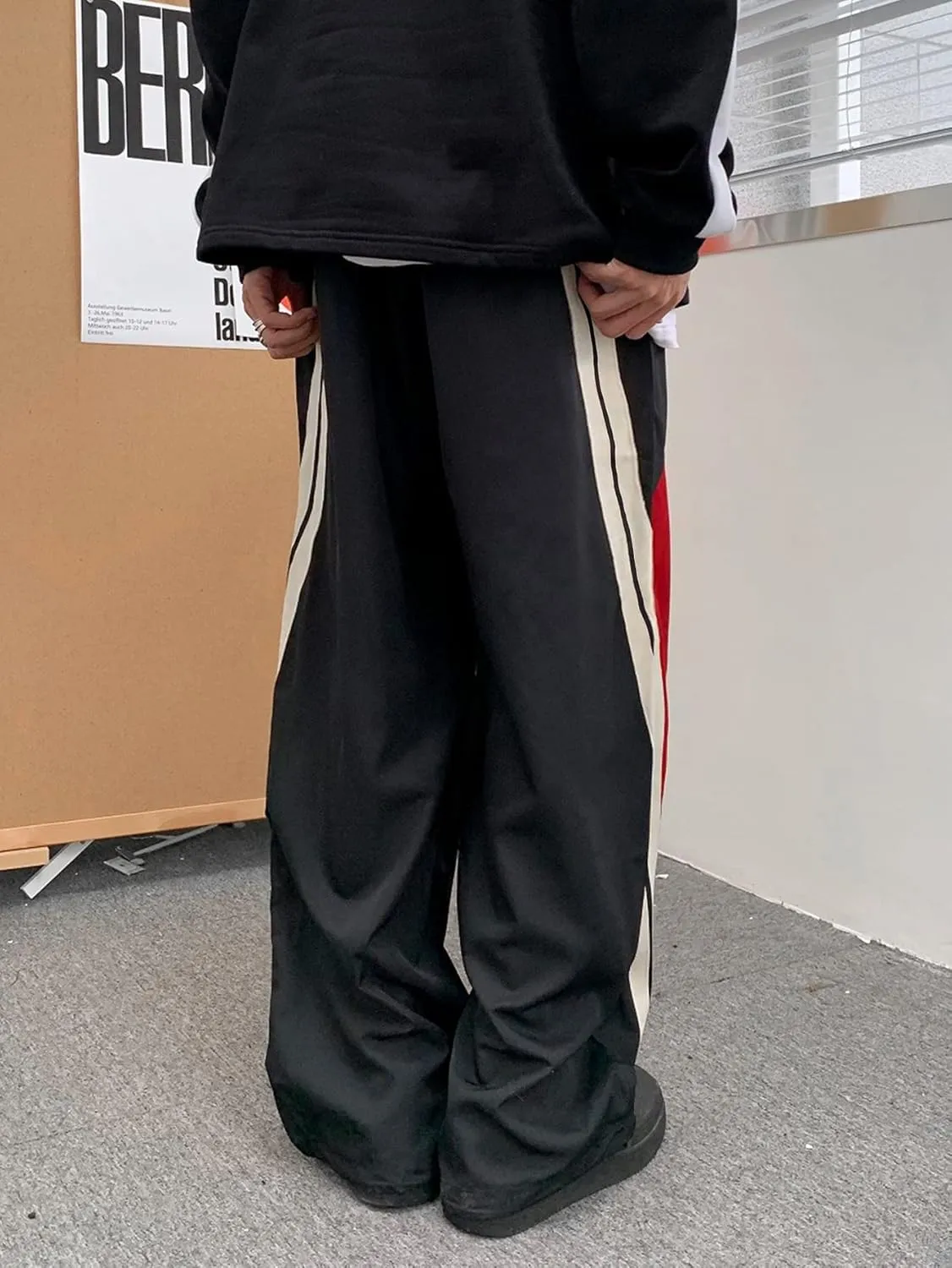 OYOANGLE Men's Colorblock Drawstring Waist Straight Wide Leg Baggy Pants with Pocket