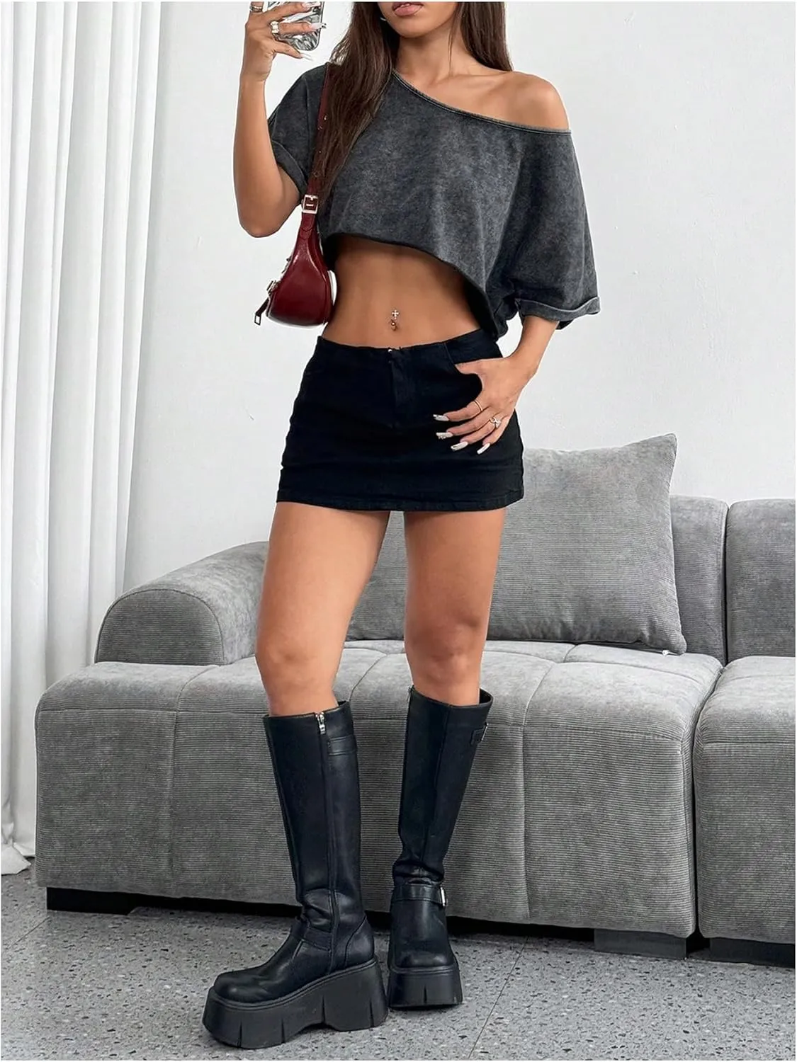 Verdusa Women's Off The Shoulder Short Sleeve Crop Tops Loose Casual Summer Tee Shirts