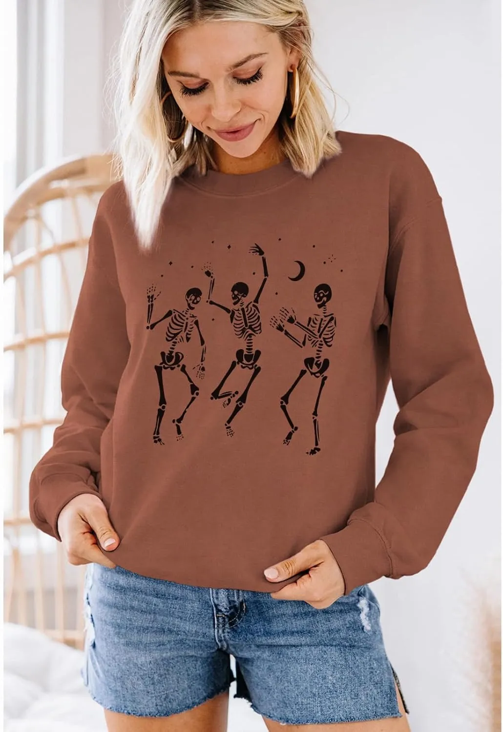 Women's Halloween Dancing Skeleton Sweatshirts Spooky Season Horror Skull Printed Pullover Shirt Oversized Tee Top